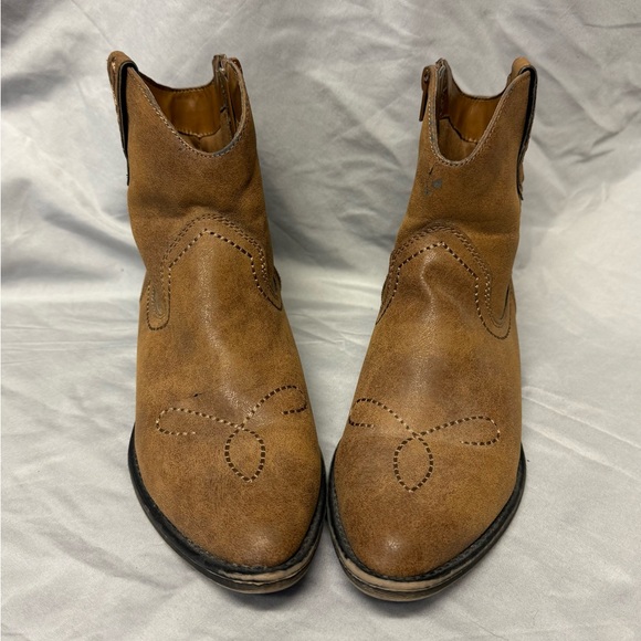 Me Too Short Western Boots Tan Leather Zip Closure size 9 - Picture 2 of 7